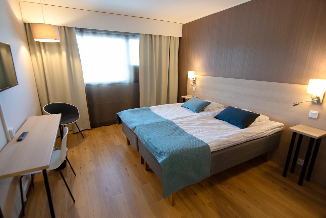 Hotel Kivitasku Kaarina Buitenkant foto